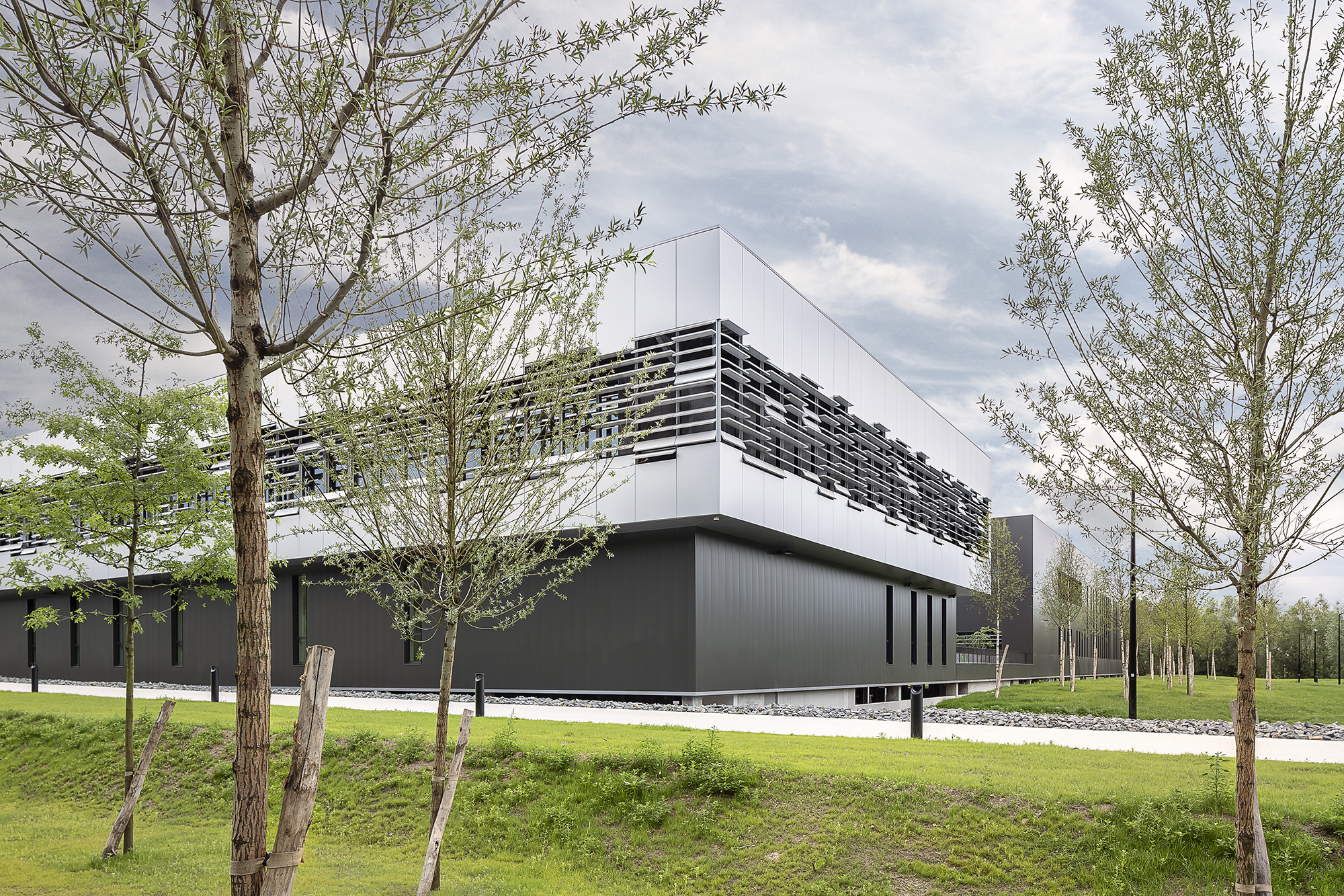 Ateliers de maroquinerie Verneuil en Halatte ORY Architecture