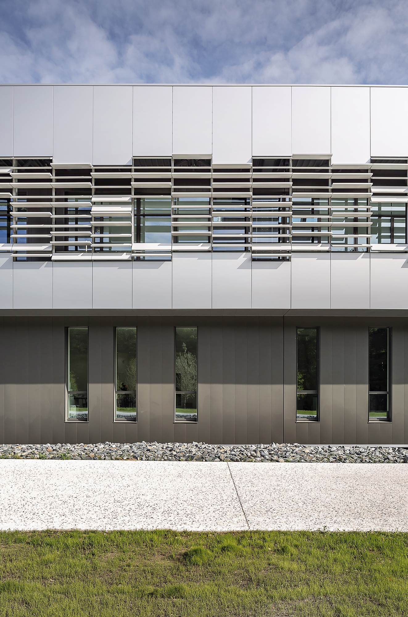 Ateliers de maroquinerie Verneuil en Halatte ORY Architecture