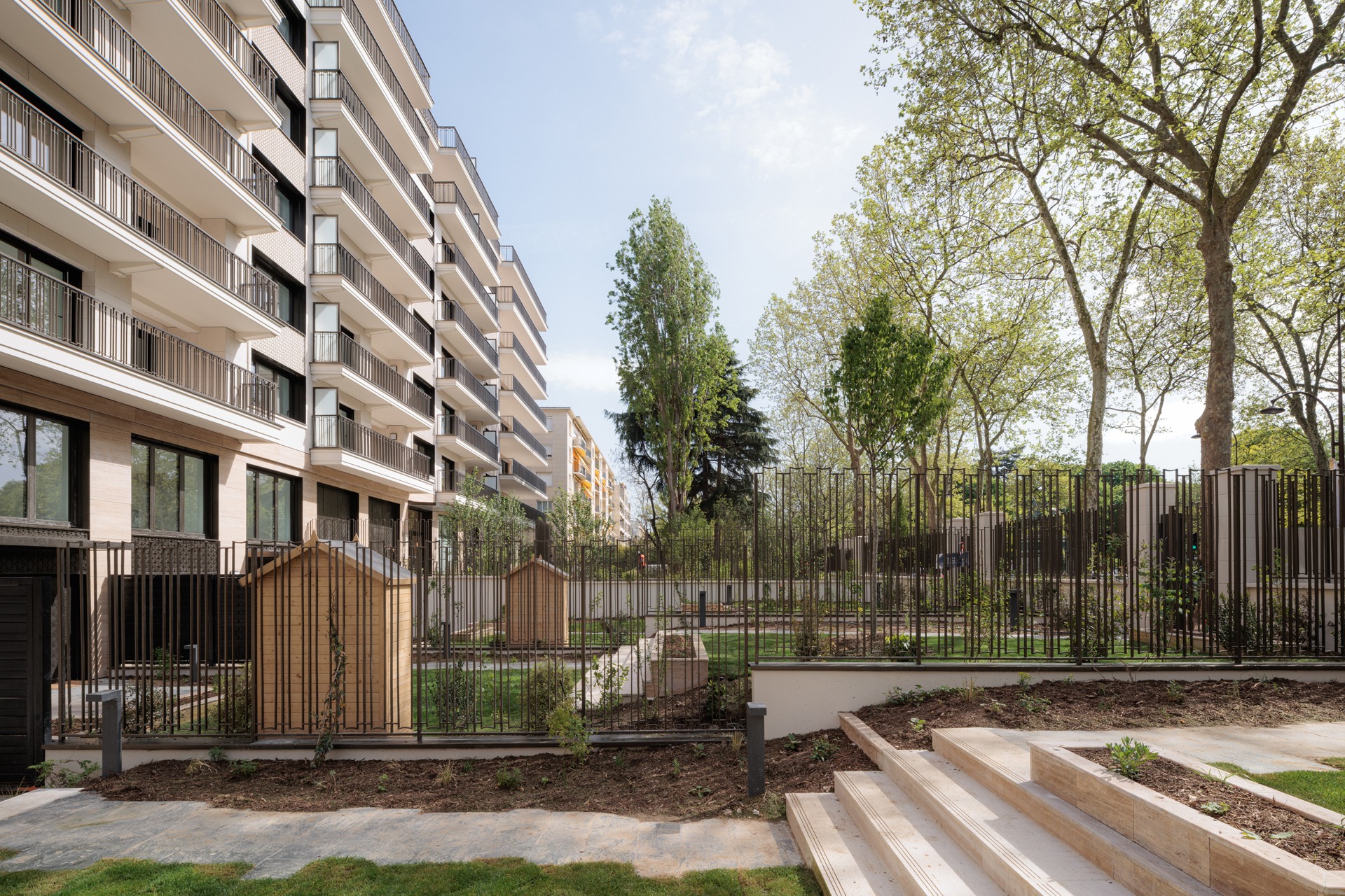 260409 ORY Neuilly Salem web (5)