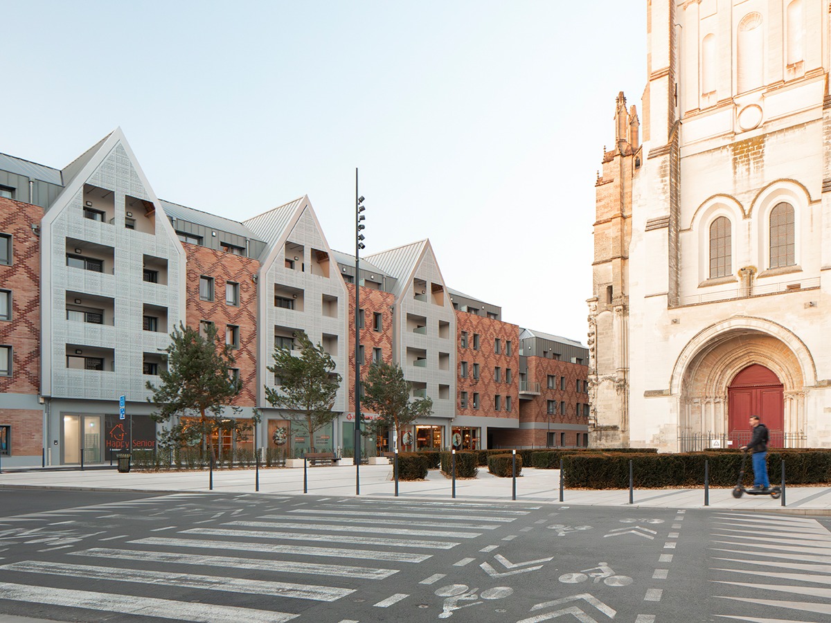 Vue basilique stquentin ory architecture